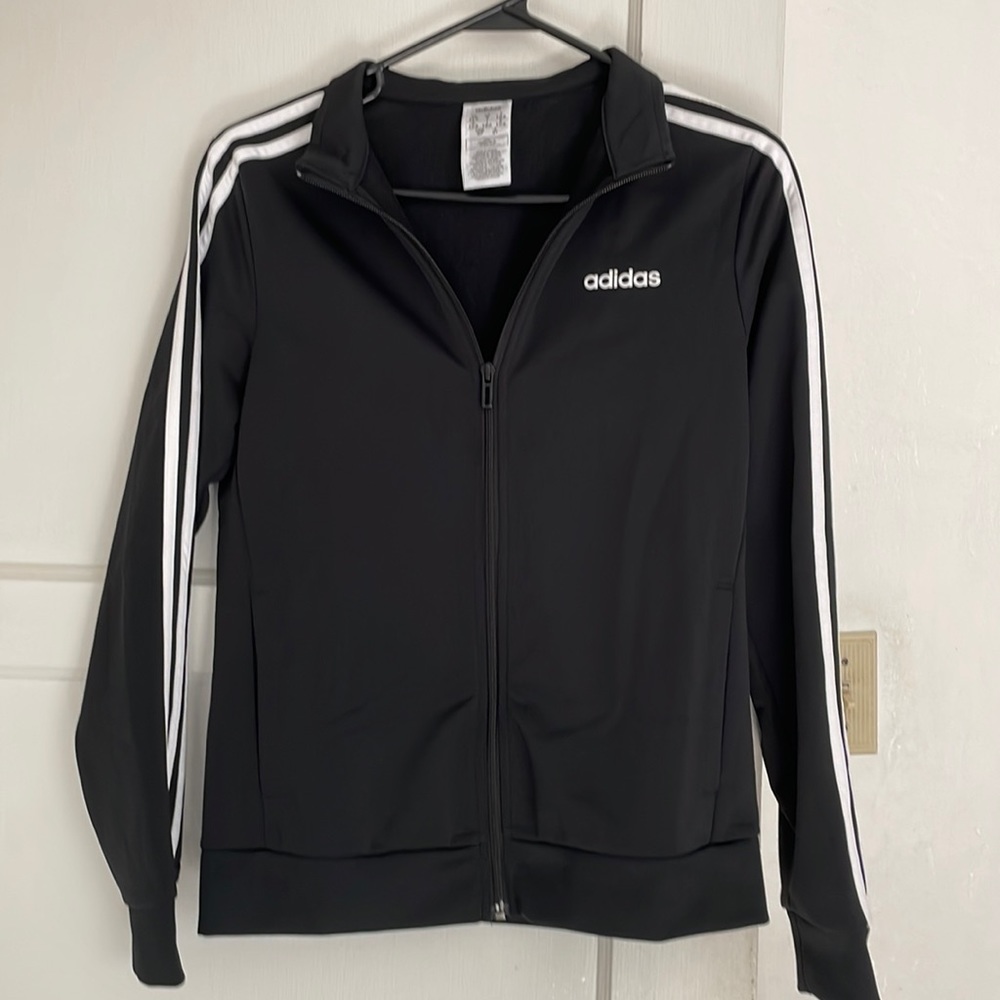 Adidas woman’s sweater like NEW